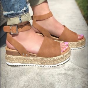 “Topic” Ankle Wrap Espadrille